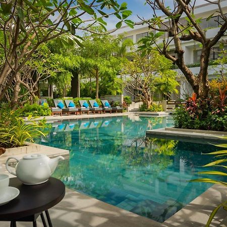 Eightfold Urban Resort سيام ريب المظهر الخارجي الصورة The swimming pool at the hotel