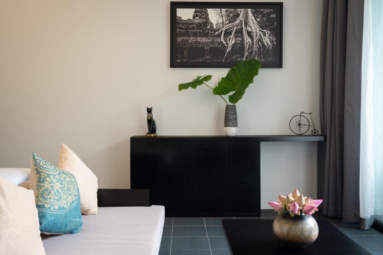 Eightfold Urban Resort سيام ريب المظهر الخارجي الصورة A living room in a modern house