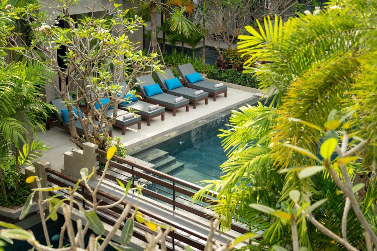 Eightfold Urban Resort سيام ريب المظهر الخارجي الصورة The swimming pool at the hotel