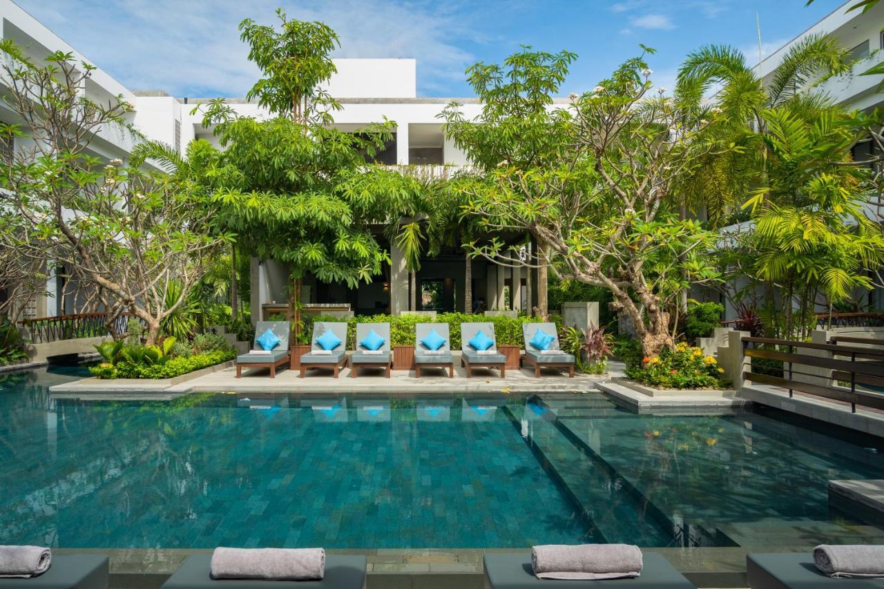 Eightfold Urban Resort سيام ريب المظهر الخارجي الصورة The hotel's pool