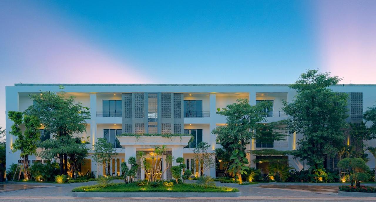 Eightfold Urban Resort سيام ريب المظهر الخارجي الصورة The 137 Pillars Hotel