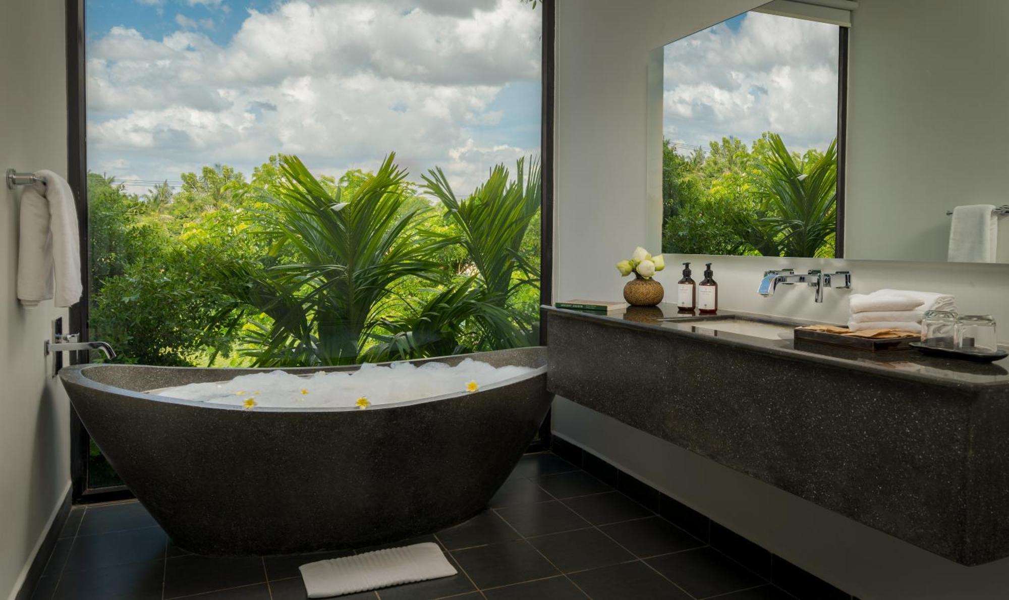 Eightfold Urban Resort سيام ريب المظهر الخارجي الصورة Bathroom at the Bvlgari Hotel, Mexico City